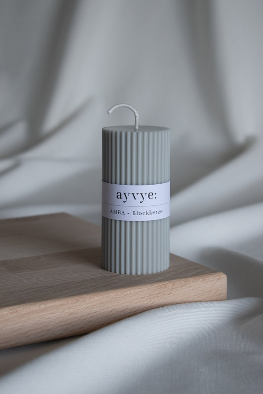 AMBA - Blockkerze Hellgrau