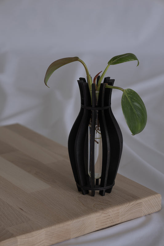 ABY – Holzvase Schwarz