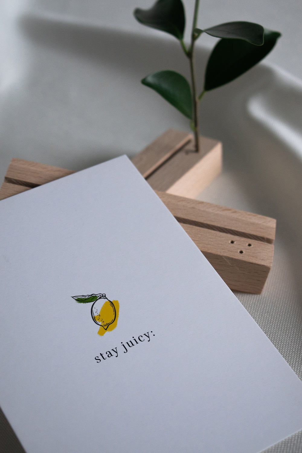 Postkarte - stay juicy